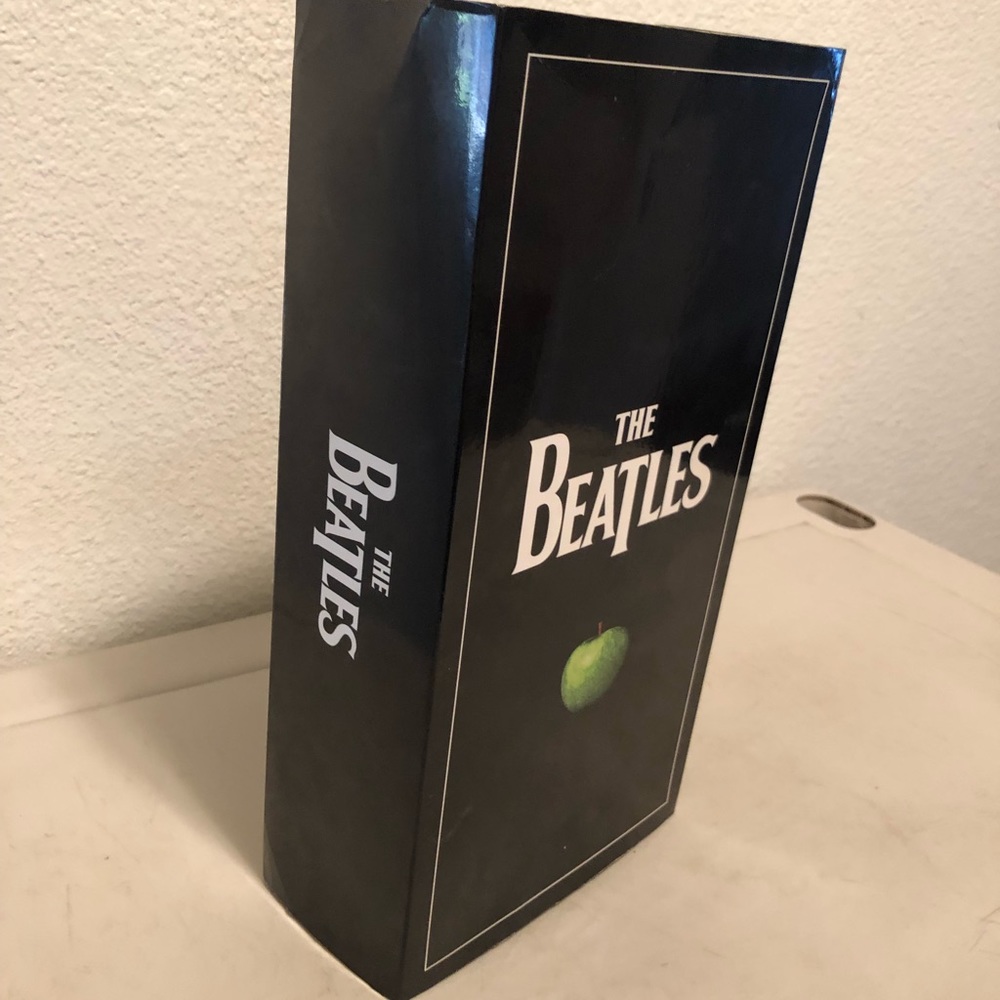 The Beatles: Stereo Box Set! 13 Albums on CD,
